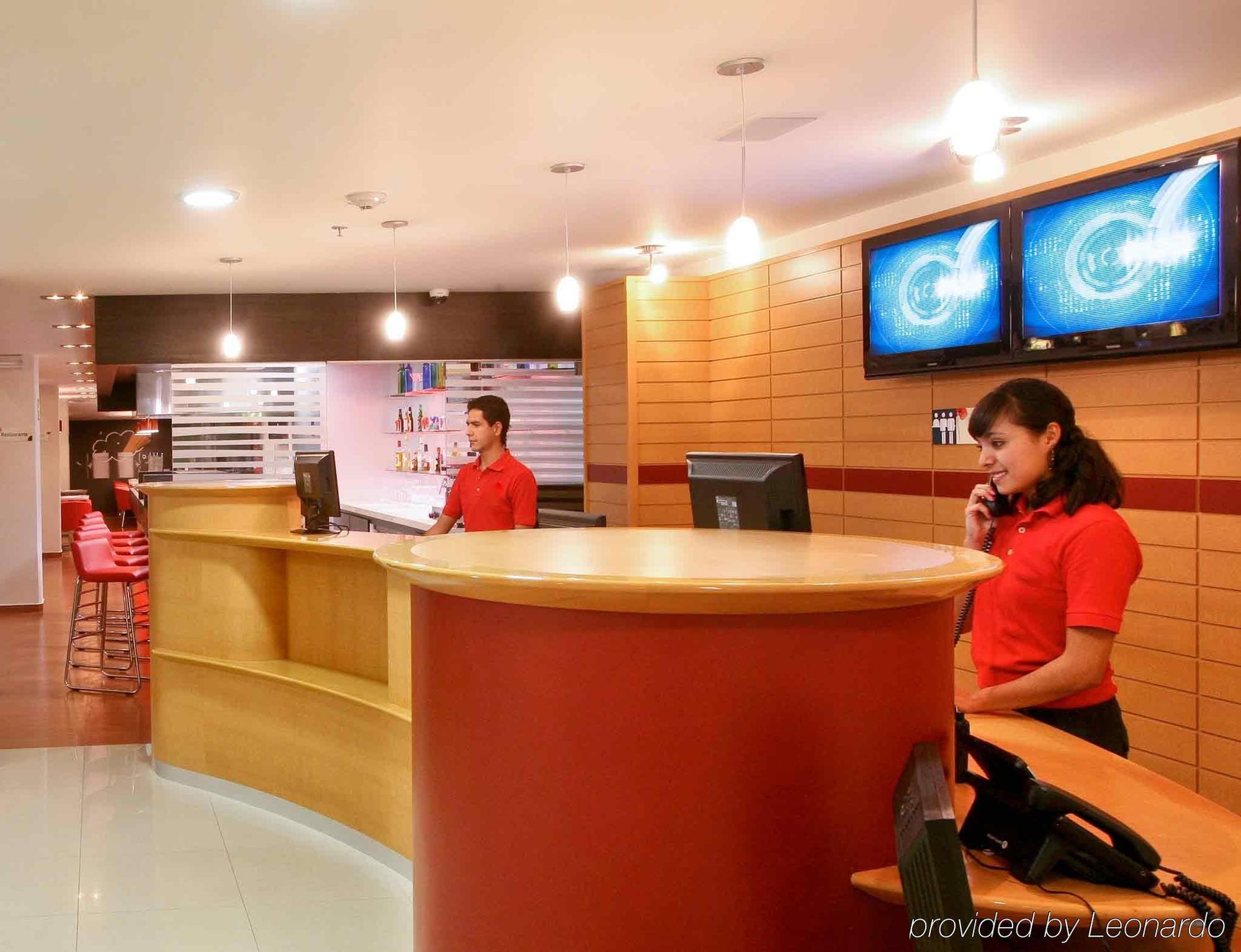 宜必思北阿瓜斯卡连特斯酒店 阿瓜斯卡达特斯 外观 照片
